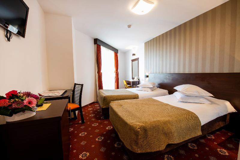Hotel Duke Armeneasca Center - Ex Tempo 3*