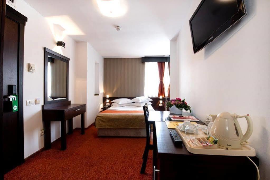 Hotel Duke Armeneasca Center - Ex Tempo
